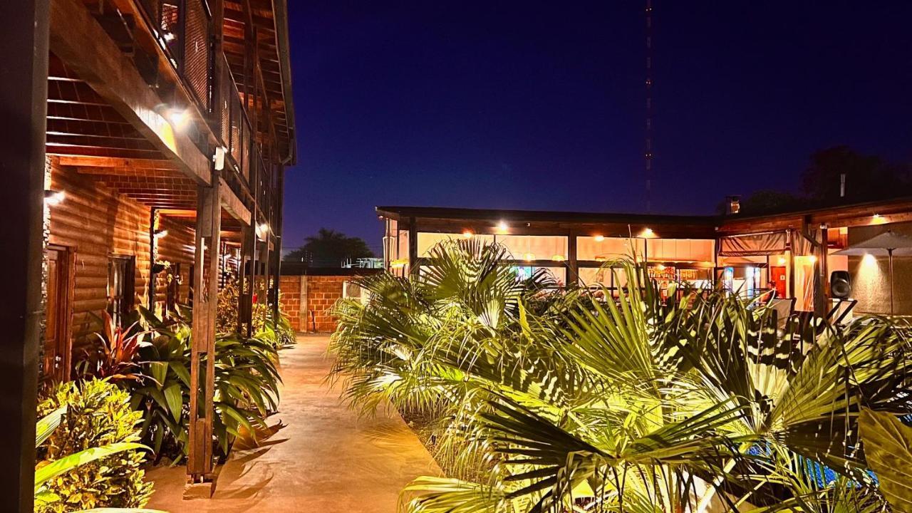Alma Pura Hotel Puerto Iguazú Esterno foto
